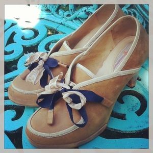 Comfortable jaywalk suede shoes 7.5